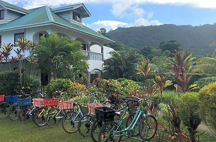 Linsen Self Catering La Digue